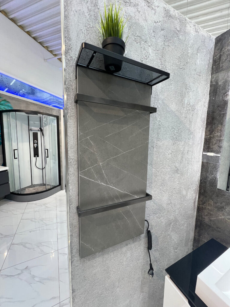 Электрические полотенцесушители от компании Black&White.Отличная комбинация стиля и функционала для ванной комнаты.